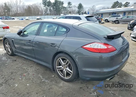 2013 Porsche Panamera 2 из США, поврежденный, VIN WP0AA2A74DL011791